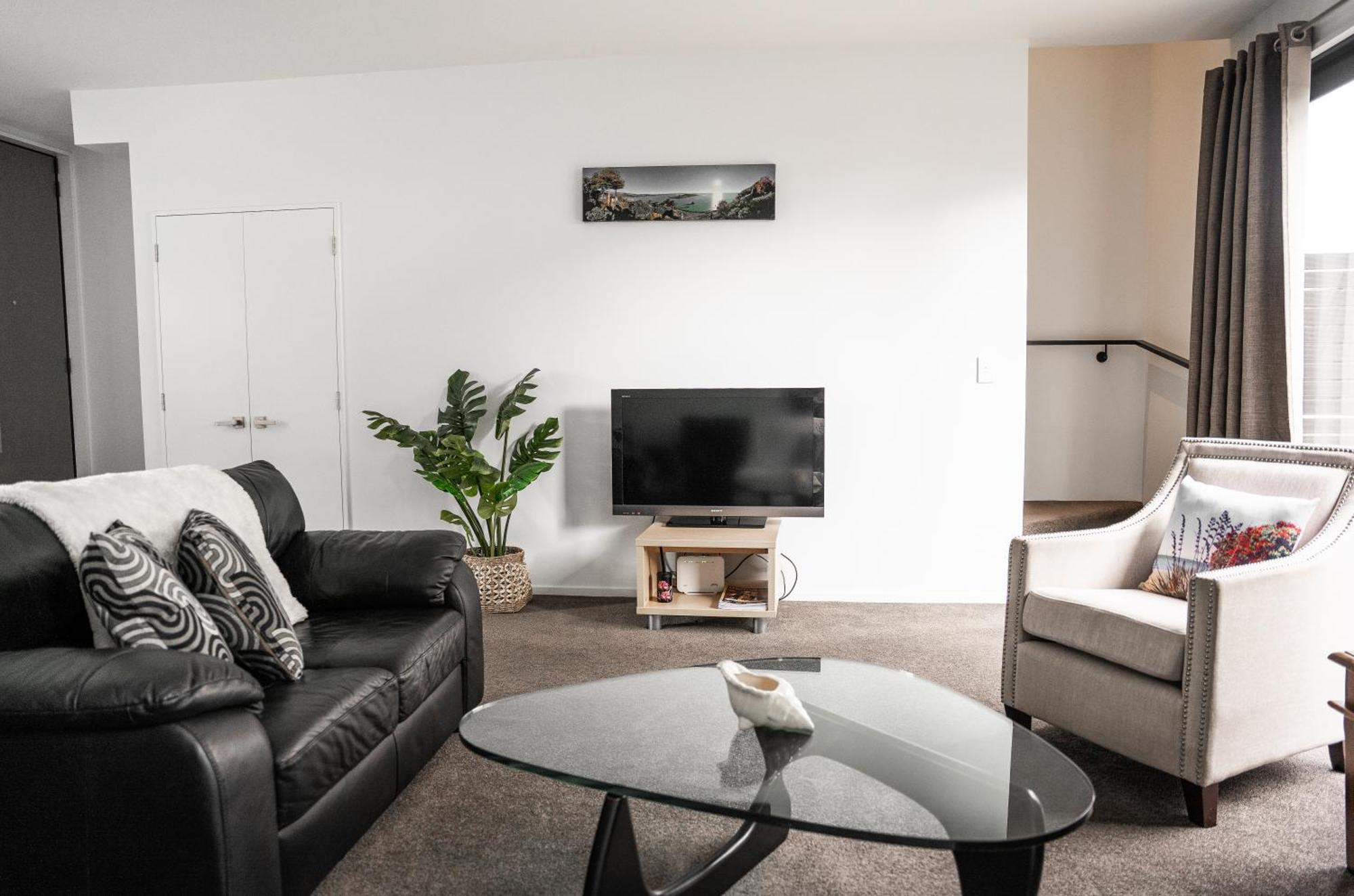Hagley Park Hidden Gem Apartment ไครสต์เชิร์ช ภายนอก รูปภาพ